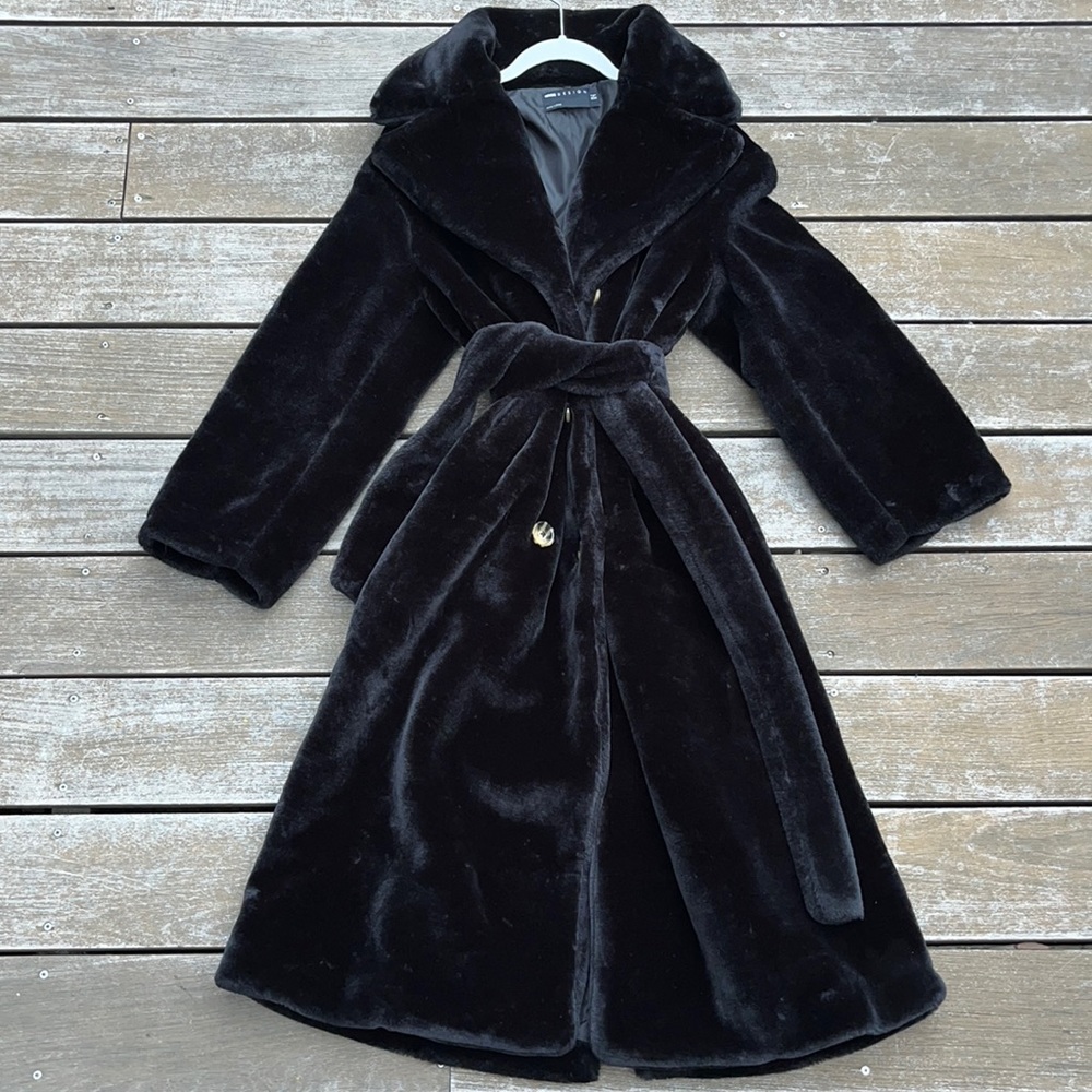 Black fuzzy below the knee coat with removable belt